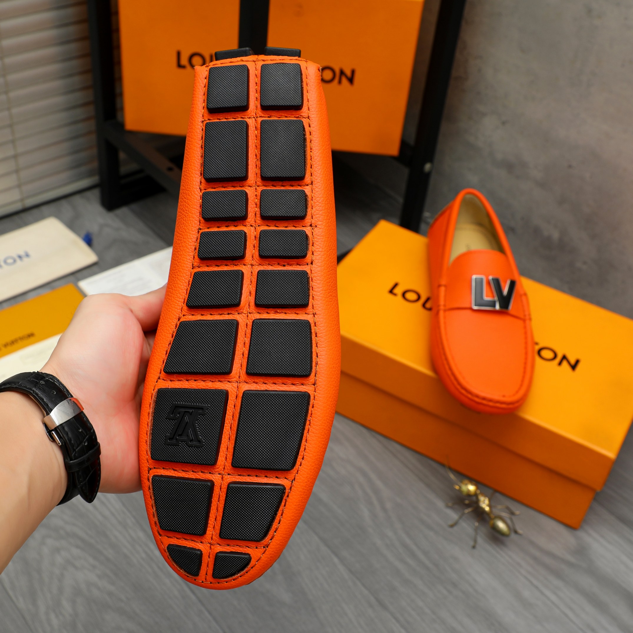 LV